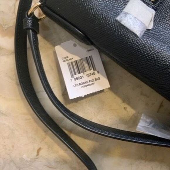 Coach Purse - Picture 12 of 12